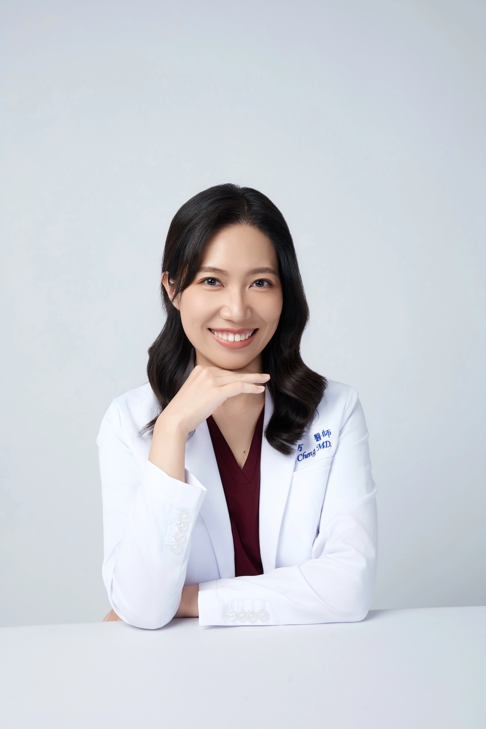 BÁC SĨ Jenny Cheng
